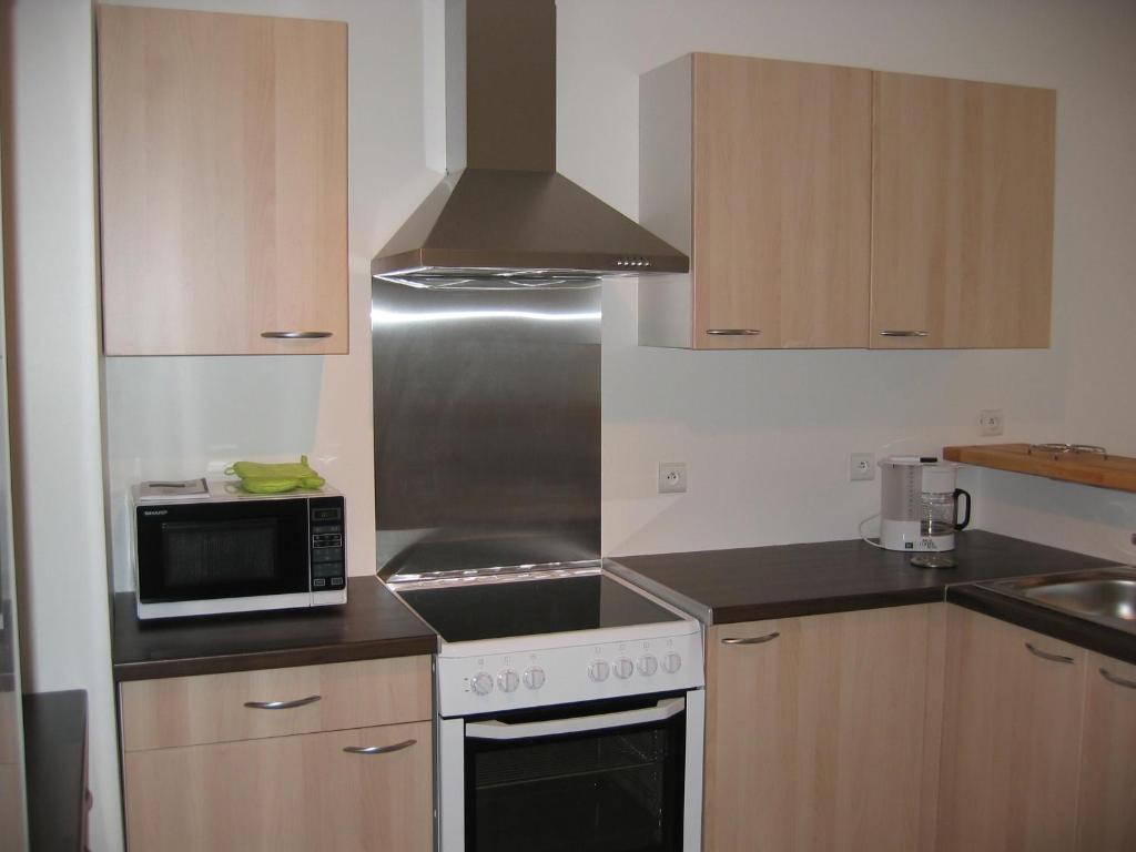 Residence Le Beau Site Capvern Room photo