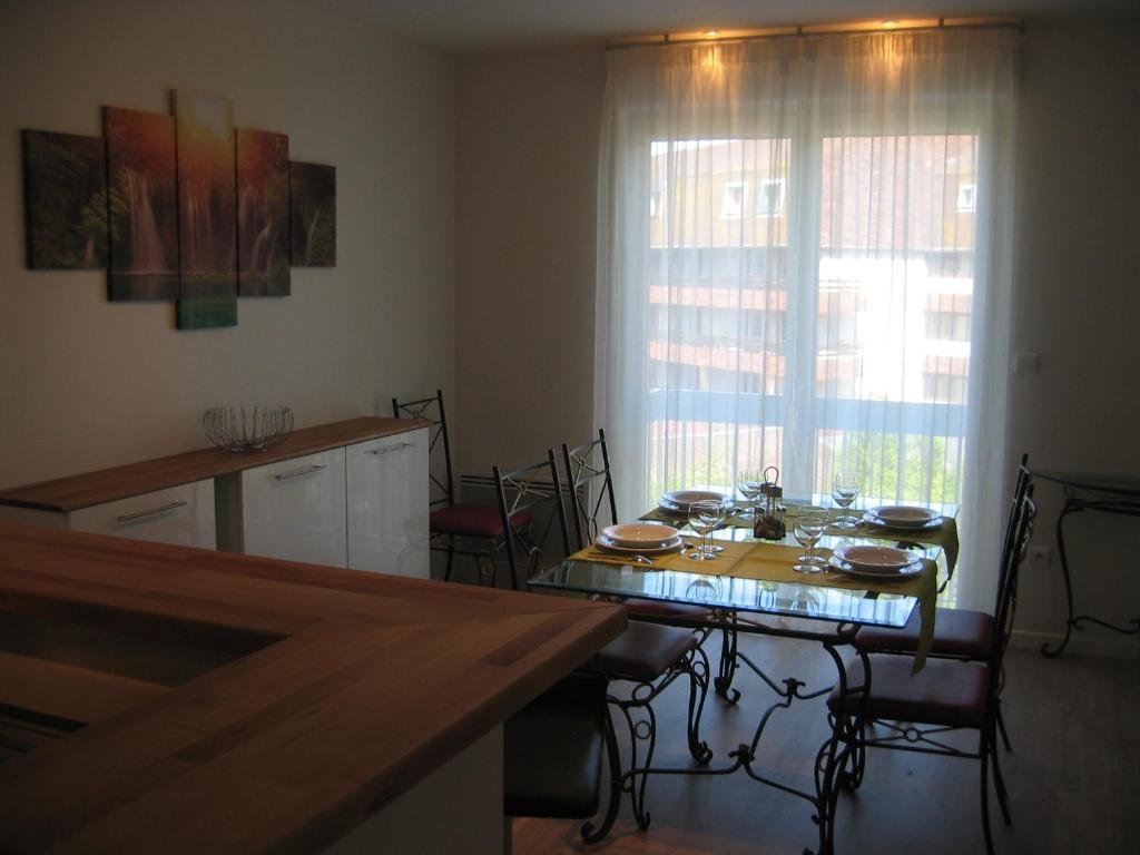 Residence Le Beau Site Capvern Room photo