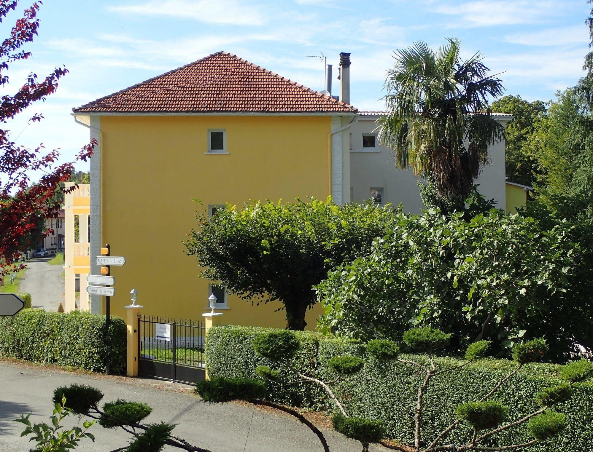 Residence Le Beau Site Capvern Exterior photo