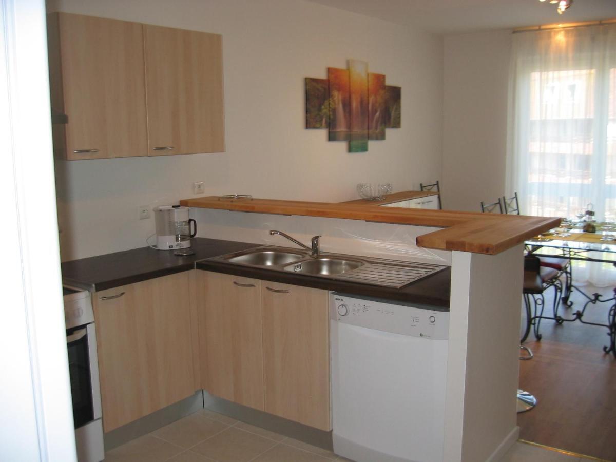 Residence Le Beau Site Capvern Room photo